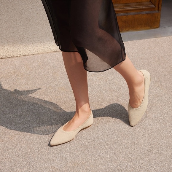 Vivaia Pointed-Toe Ballett Flats Aria 5 Color Almond Size EU 39.5 - Picture 2 of 9